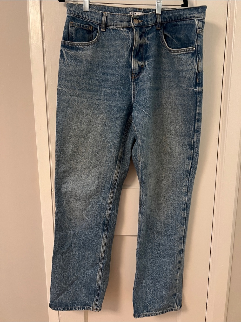 Zara Straight Leg Jean - Light Wash